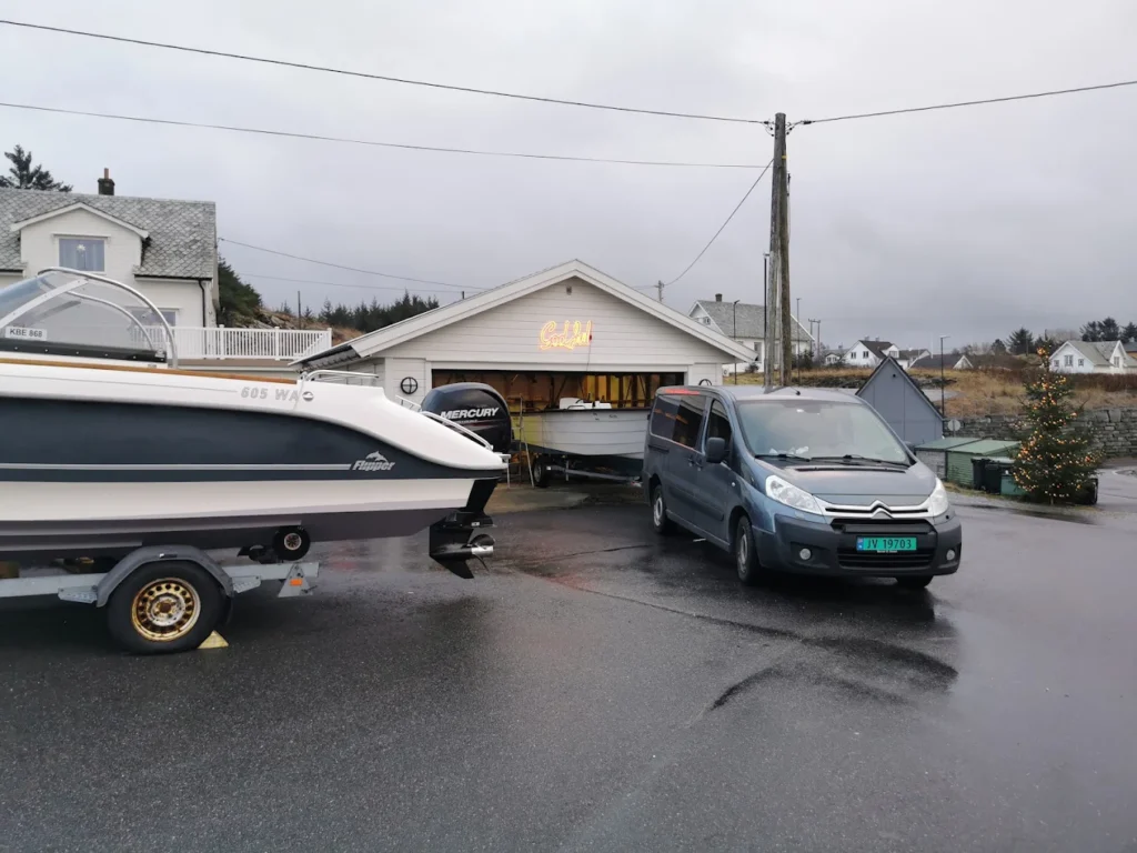 Mobil båtservice i Øygarden – service på påhengsmotor